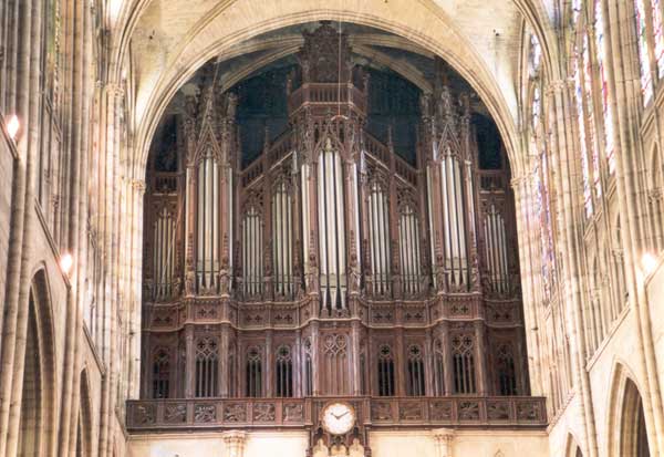 Die grosse Cavaill&eacute;-Coll-Orgel der Kathedrale St. Denis (Paris)